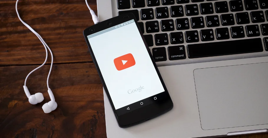 YouTube   blog