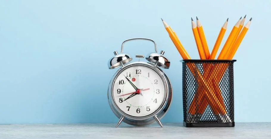 Częstotliwość i czas wyświetlania reklam w Google Ads