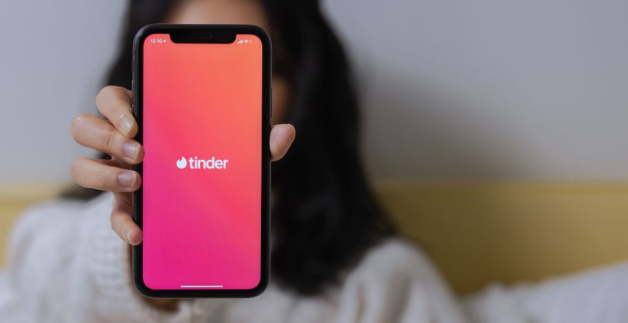 Tinder Ads – jak wykorzystać potencjał reklam na Tinderze?