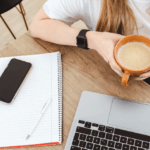 Praca zdalna w 2023 w Marketingu Internetowym, IT i Agencji Reklamowej — przegląd przydatnych narzędzi