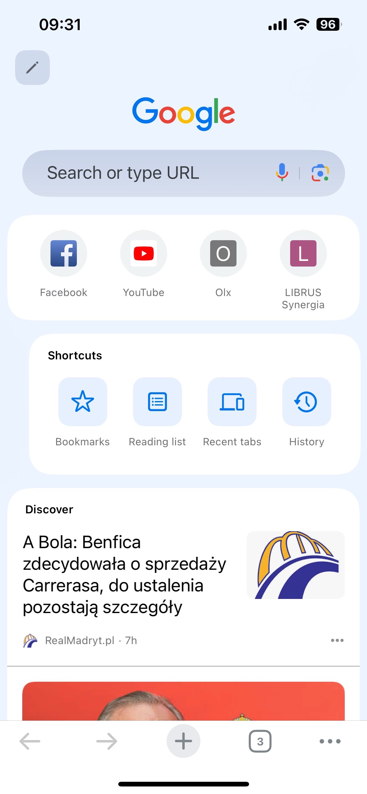 Włączanie Google Discover w przeglądarce na telefonie z systemem iOS 3