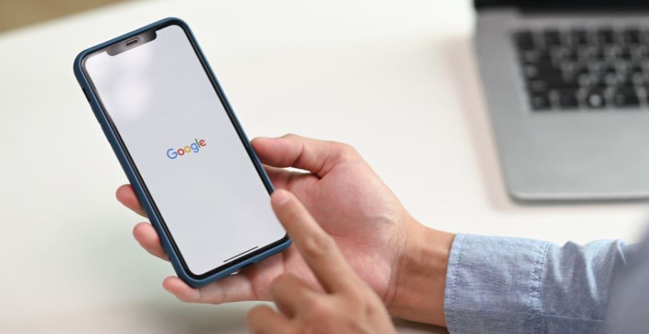 Czym jest Google Discover? Jak go włączyć i wykorzystać?