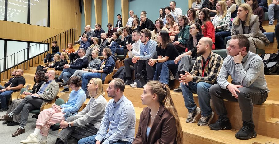 AI i przyszłość wyszukiwania w praktyce – relacja ze spotkania DevaGroup & Google