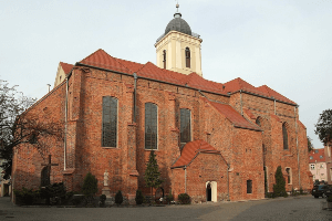 zielona-gora-atrakcje-konkatedra-sw-jadwigi